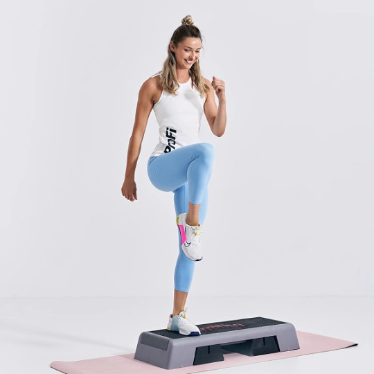 STEP INSTRUCTOR LEVEL 1